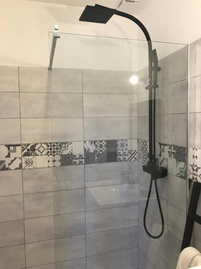 הוילה מורנאס La Pinede מראה חיצוני תמונה